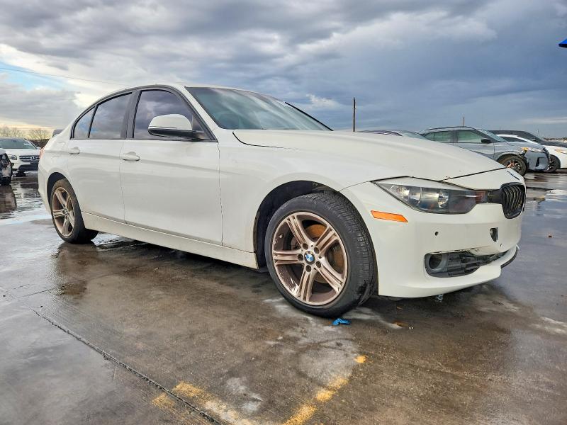 Photo 4 from auction – 2012 BMW 328 I with VIN WBA3A5C51CF259528