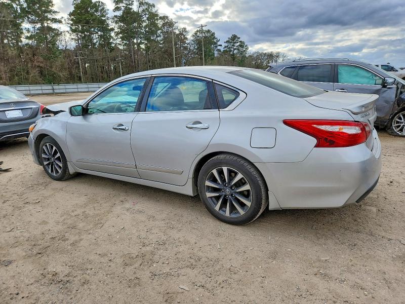 Photo 2 from auction – 2017 NISSAN ALTIMA 2.5 with VIN 1N4AL3AP2HC120262