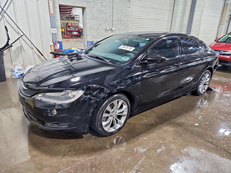 CHRYSLER 200 S 2015 with VIN 1C3CCCBG1FN588359 - Photo from auction