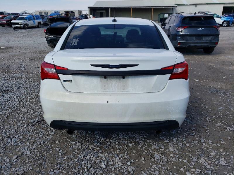 Photo 6 from auction – 2013 CHRYSLER 200 with VIN 1C3CCBAG1DN743176