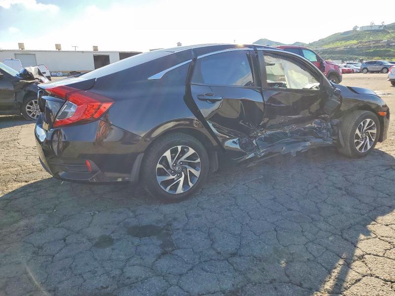 Photo 3 from auction – 2016 HONDA CIVIC EX with VIN 2HGFC2F78GH559482