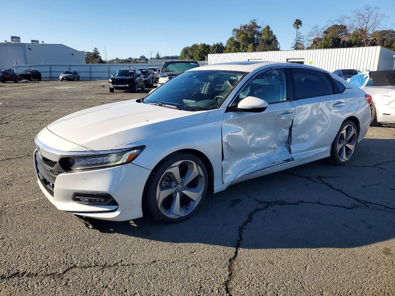 HONDA ACCORD 2018 with VIN 1HGCV2F98JA004763 - Photo from auction