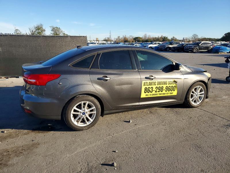 Photo 3 from auction – 2015 FORD FOCUS SE with VIN 1FADP3F25FL263525