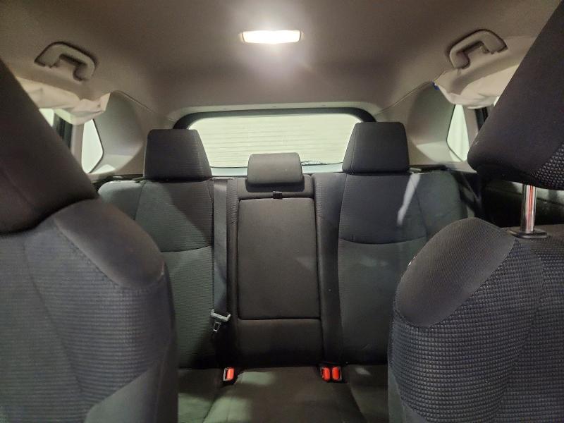 Photo 10 from auction – 2022 TOYOTA RAV4 LE with VIN 2T3F1RFV1NW285759