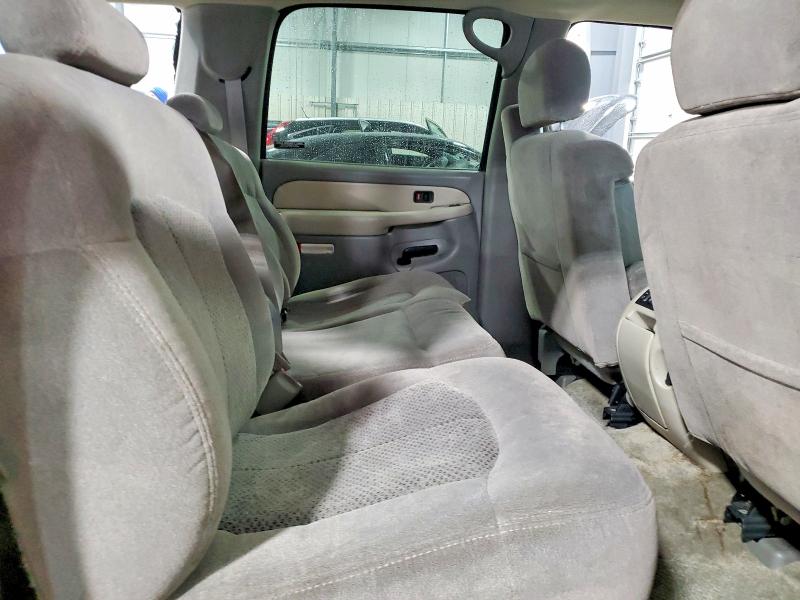 Photo 11 from auction – 2001 CHEVROLET SUBURBAN K with VIN 1GNFK16T91J233163