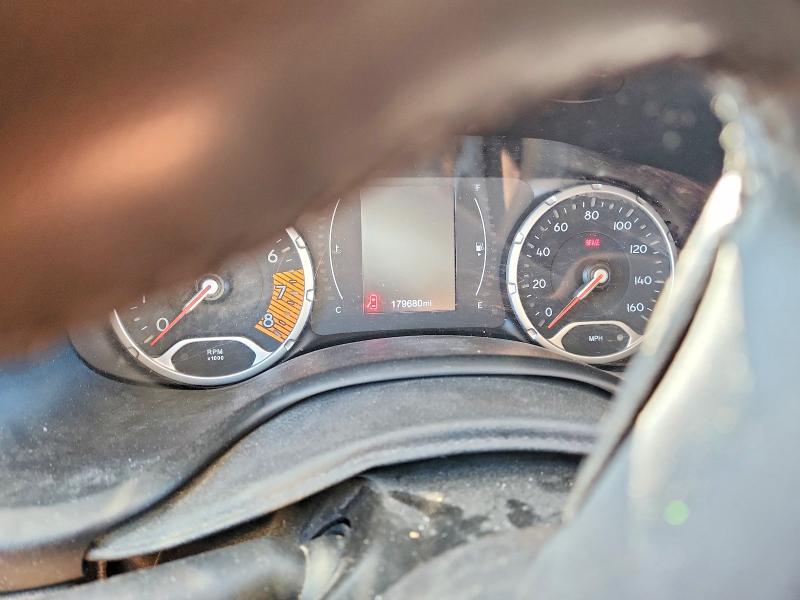 Photo 9 from auction – 2020 JEEP RENEGADE with VIN ZACNJABB3LPL52038