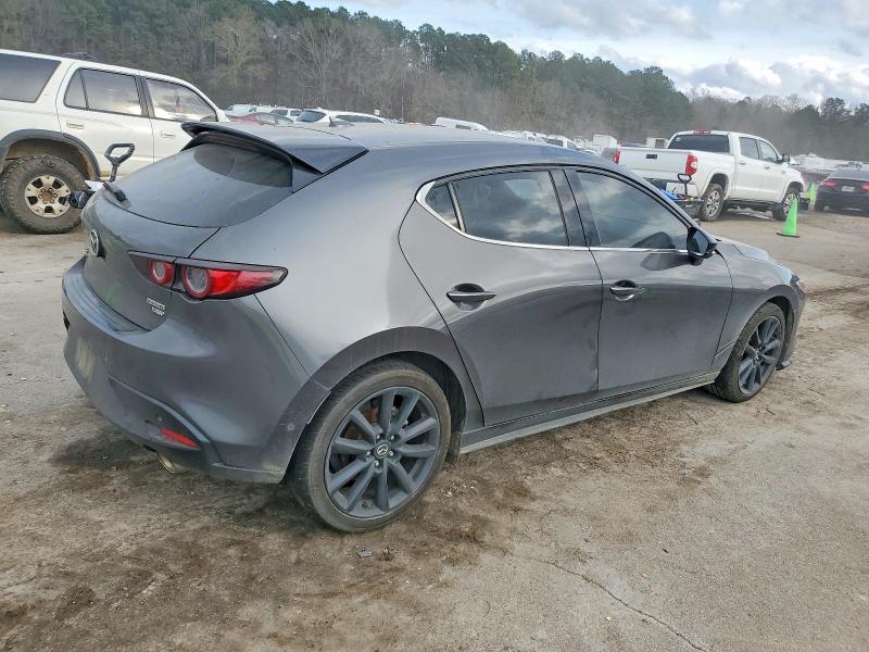 Photo 3 from auction – 2021 MAZDA 3 with VIN JM1BPBNYXM1401201