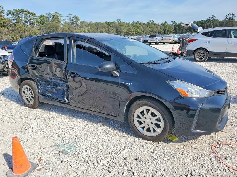 Photo 4 from auction – 2015 TOYOTA PRIUS V with VIN JTDZN3EU4FJ033639