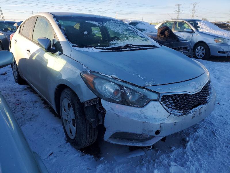 Photo 4 from auction – 2015 KIA FORTE LX with VIN KNAFK4A69F5297048