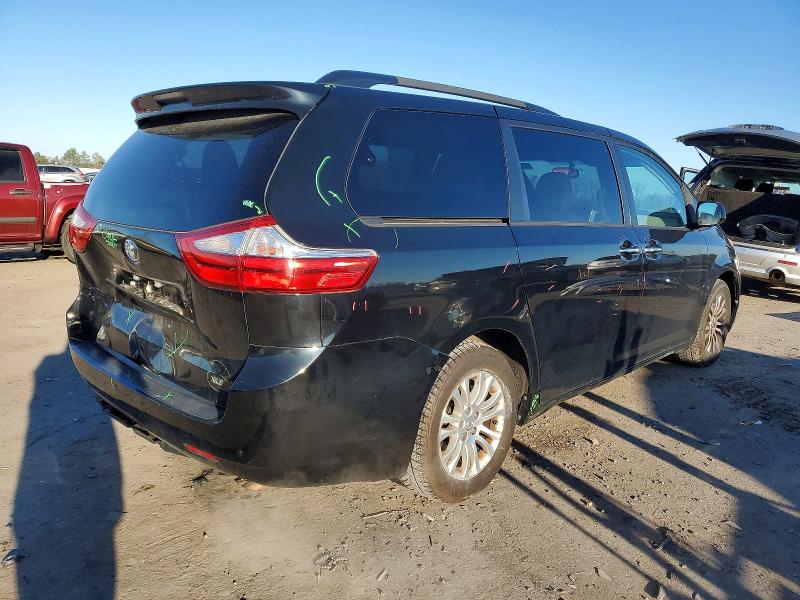 Photo 3 from auction – 2015 TOYOTA SIENNA XLE with VIN 5TDYK3DC7FS554614
