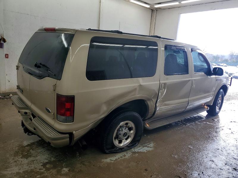 Photo 3 from auction – 2004 FORD EXCURSION with VIN 1FMSU43P44EA72756