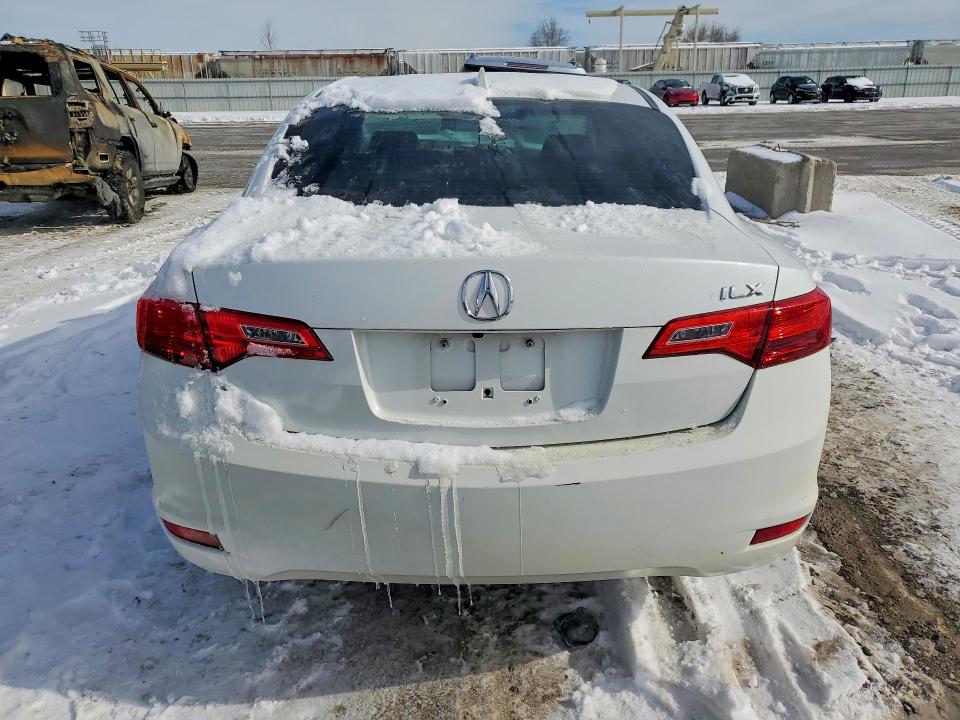 Photo 6 from auction – 2013 ACURA ILX with VIN 19VDE1F54DE011018