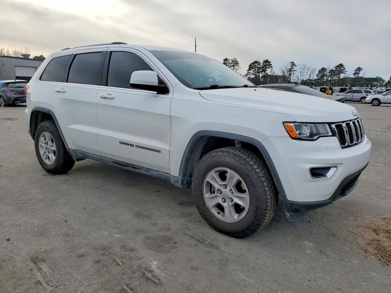 Photo 4 from auction – 2017 JEEP GRAND CHER with VIN 1C4RJFAG3HC809733