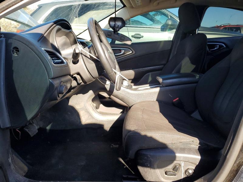 Photo 7 from auction – 2015 CHRYSLER 200 LIMITE with VIN 1C3CCCABXFN734523