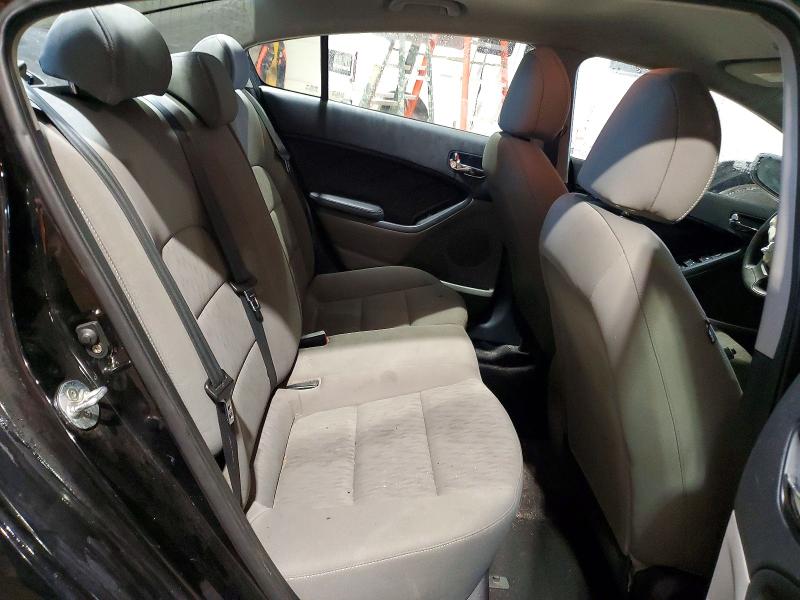 Photo 10 from auction – 2016 KIA FORTE LX with VIN KNAFK4A60G5552252