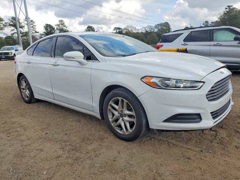 Photo 4 from auction – 2014 FORD FUSION SE with VIN 3FA6P0HD9ER140297