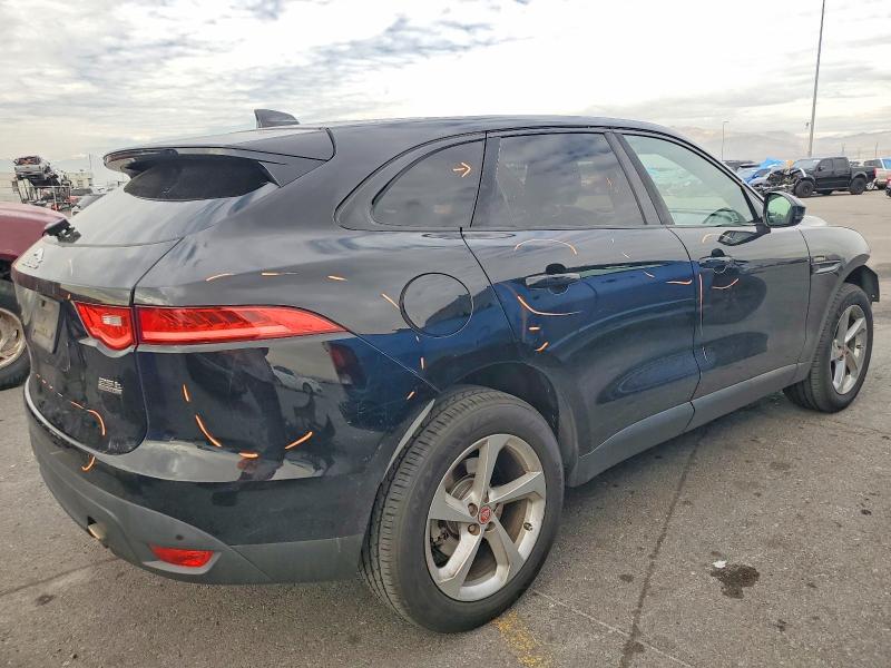 Photo 3 from auction – 2019 JAGUAR F-PACE with VIN SADCJ2FX4KA604792