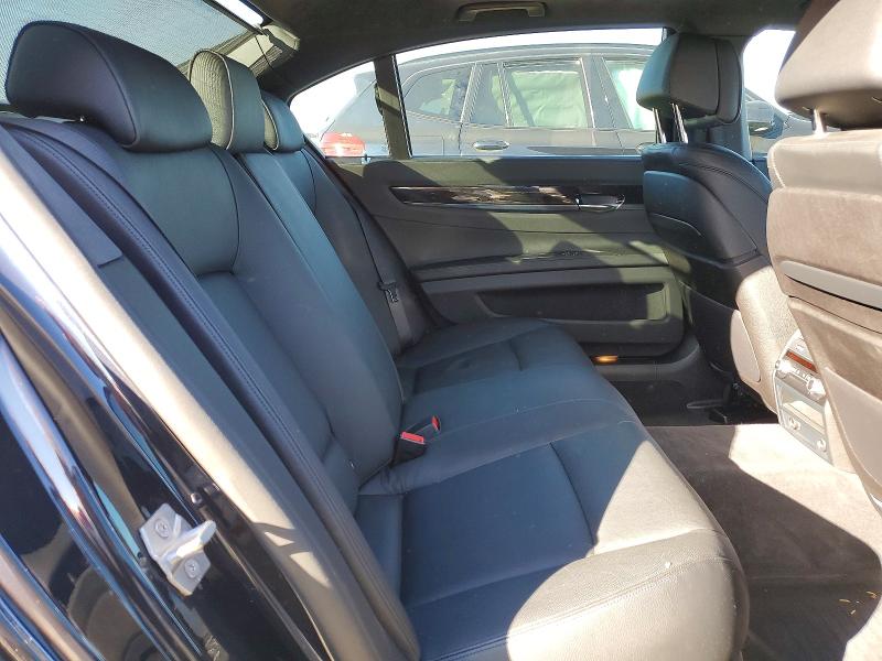 Photo 10 from auction – 2013 BMW 740 with VIN WBAYE4C54DD137425