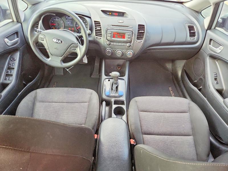 Photo 8 from auction – 2017 KIA FORTE LX with VIN 3KPFK4A76HE063811