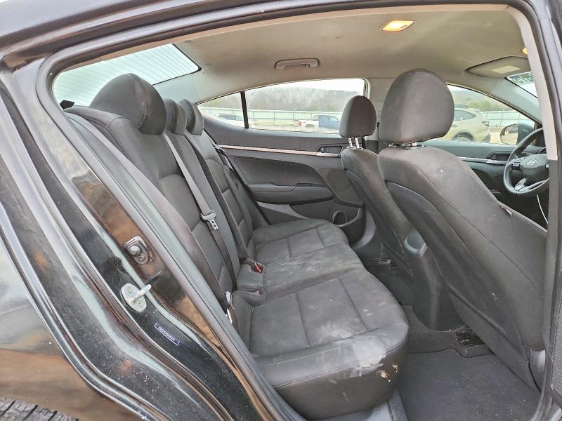Photo 10 from auction – 2019 HYUNDAI ELANTRA with VIN 5NPD74LF8KH496711
