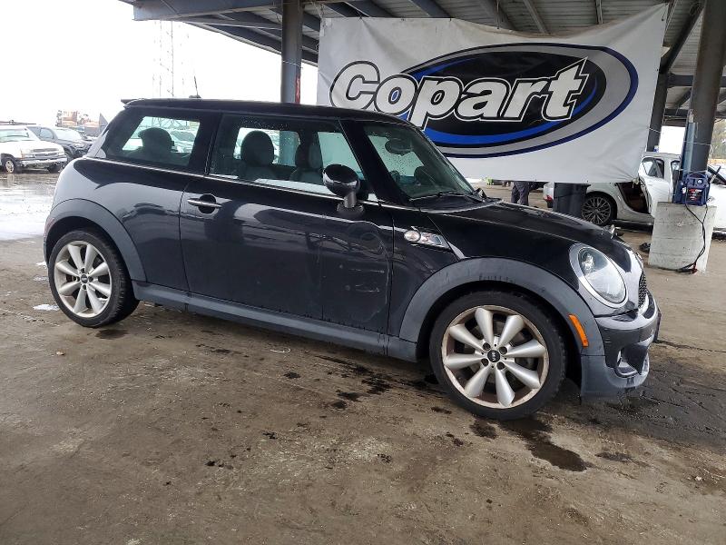 Photo 4 from auction – 2013 MINI COOPER with VIN WMWSV3C58DT389765