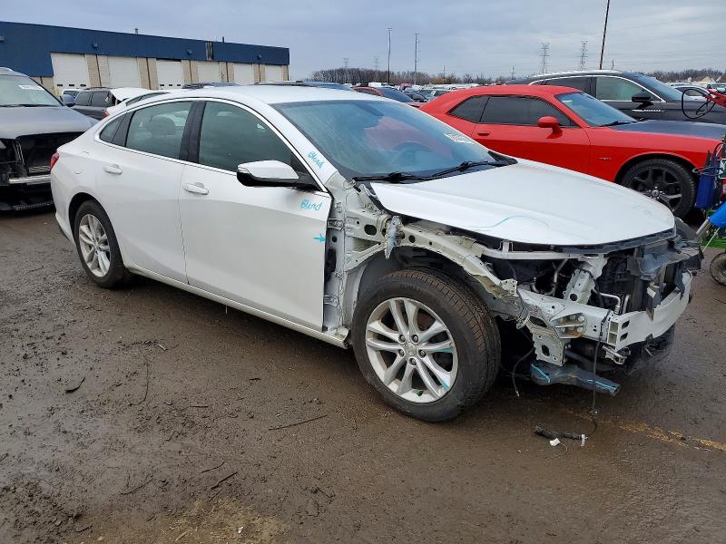 Photo 3 from auction – 2017 CHEVROLET MALIBU LT with VIN 1G1ZE5ST4HF204699