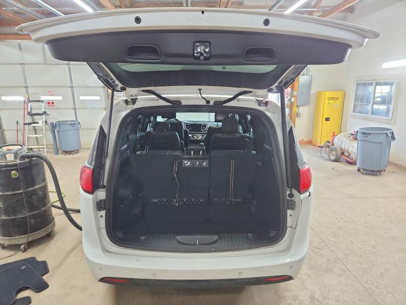 Photo 6 from auction – 2020 CHRYSLER PACIFICA T with VIN 2C4RC1EG9LR232990