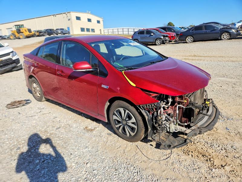 Photo 4 from auction – 2017 TOYOTA PRIUS PRIME with VIN JTDKARFP9H3047519