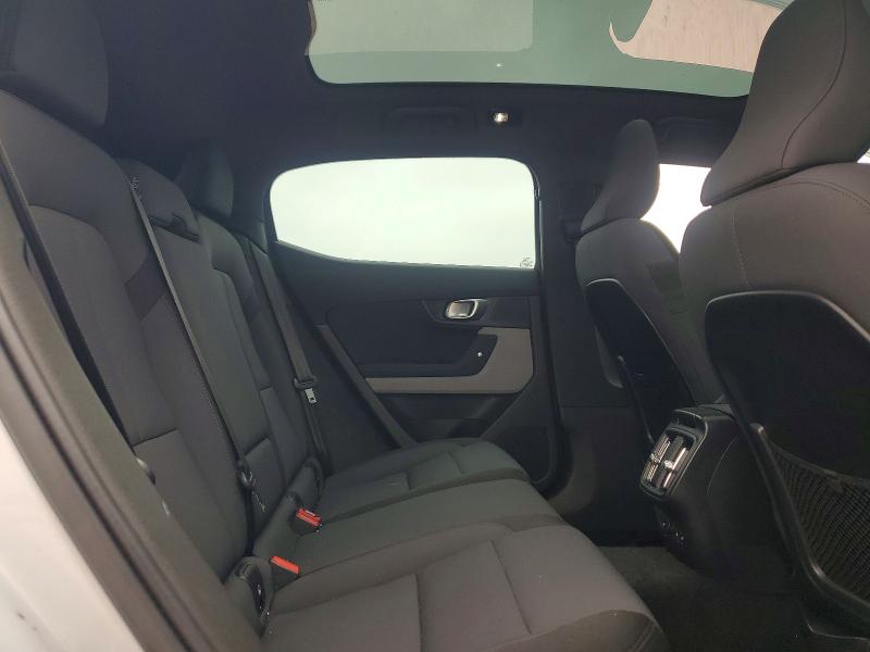 Photo 10 from auction – 2022 POLESTAR 2 with VIN LPSED3KA8NL073553