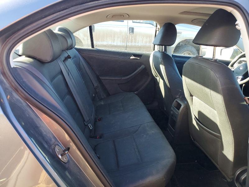 Photo 10 from auction – 2012 VOLKSWAGEN JETTA with VIN 3VWDZ7AJ4BM324914