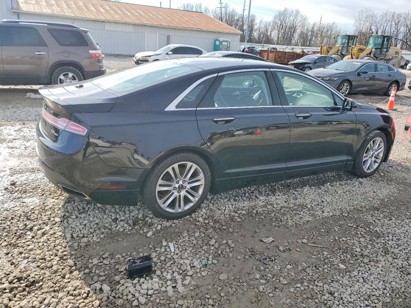 Photo 3 from auction – 2016 LINCOLN MKZ with VIN 3LN6L2G98GR603396