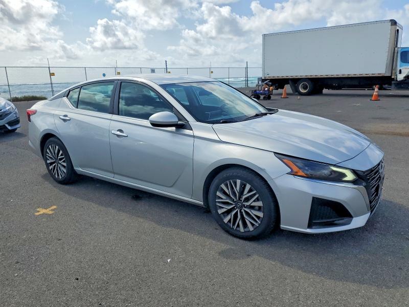 Photo 4 from auction – 2023 NISSAN ALTIMA with VIN 1N4BL4DV6PN418112