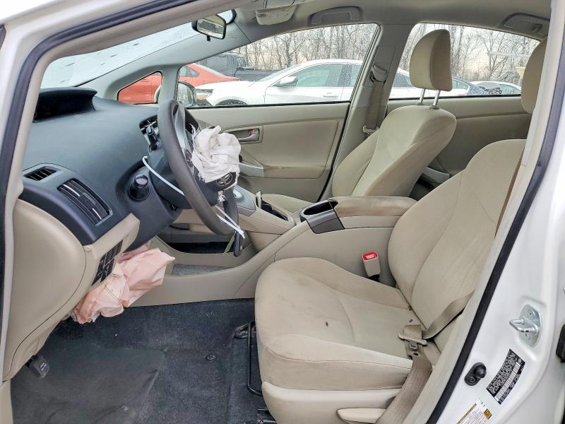 Photo 7 from auction – 2013 TOYOTA PRIUS with VIN JTDKN3DU0D5587172