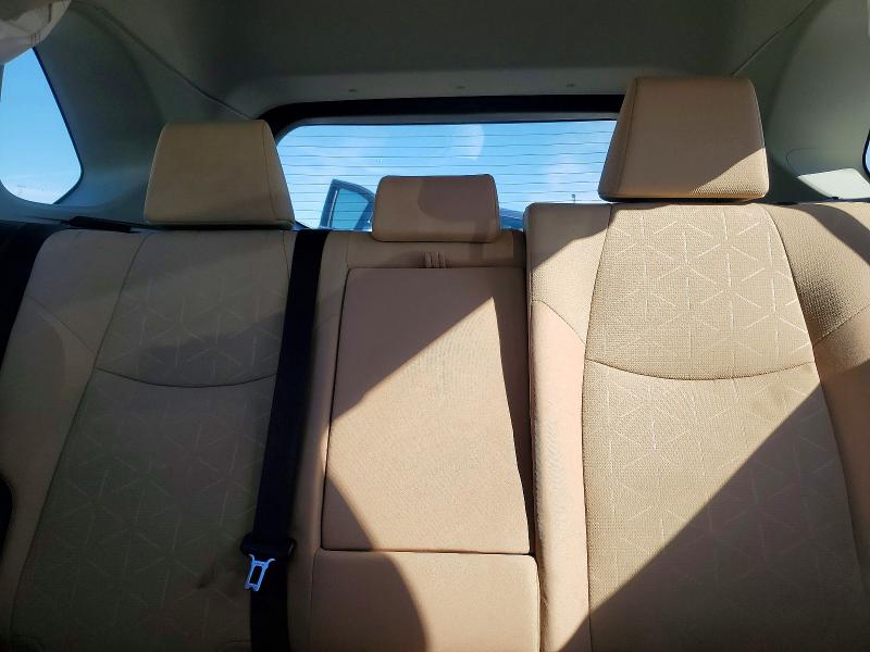 Photo 10 from auction – 2020 TOYOTA RAV4 XLE with VIN JTMP1RFV4LJ029289