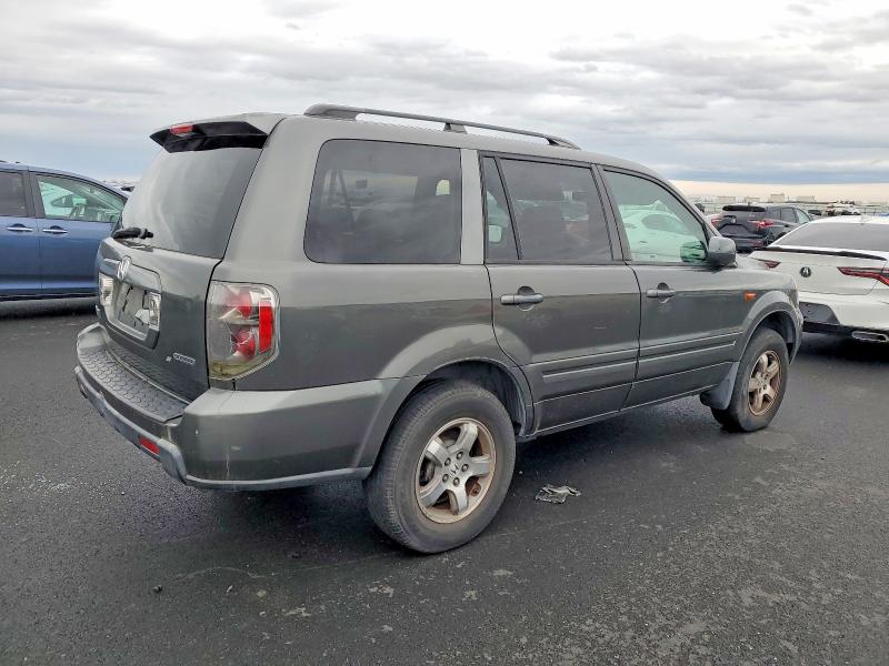 Photo 3 from auction – 2007 HONDA PILOT EXL with VIN 2HKYF18797H515424