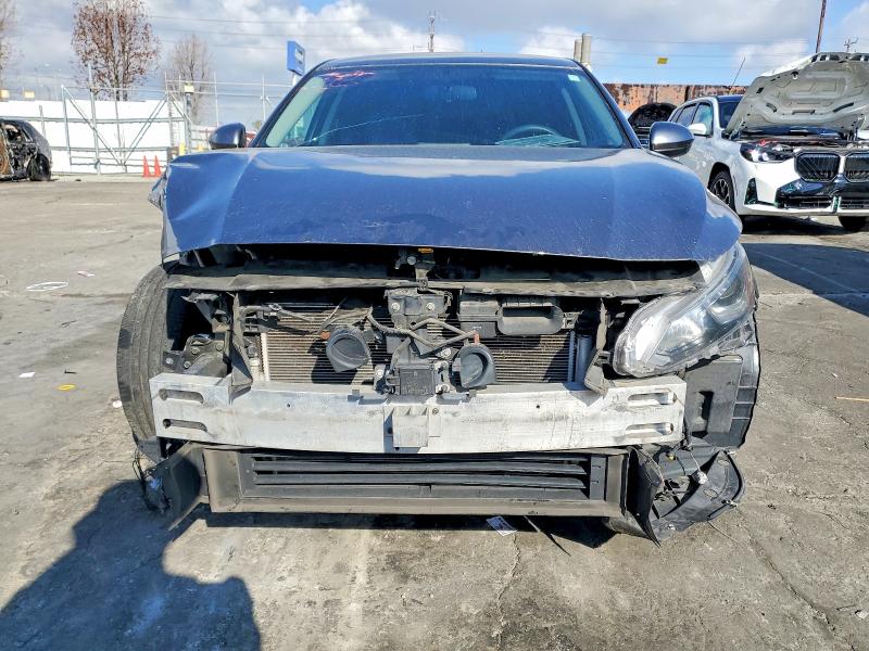 Photo 5 from auction – 2019 NISSAN ALTIMA with VIN 1N4BL4BV2KC247589