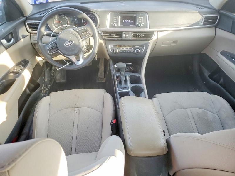 Photo 8 from auction – 2017 KIA OPTIMA with VIN 5XXGT4L37HG123226