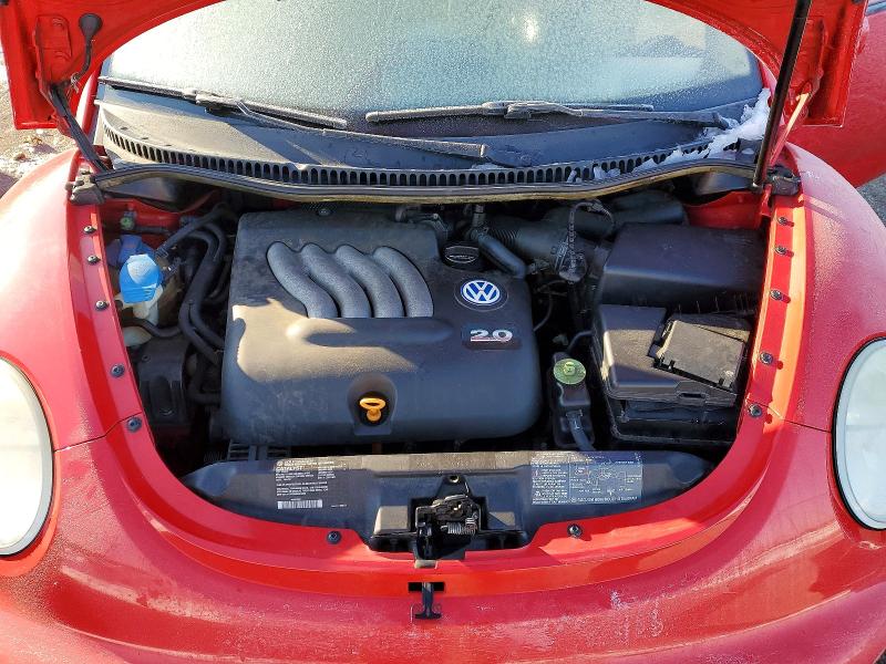 Photo 12 from auction – 2001 VOLKSWAGEN NEW BEETLE with VIN 3VWCS21C71M420653