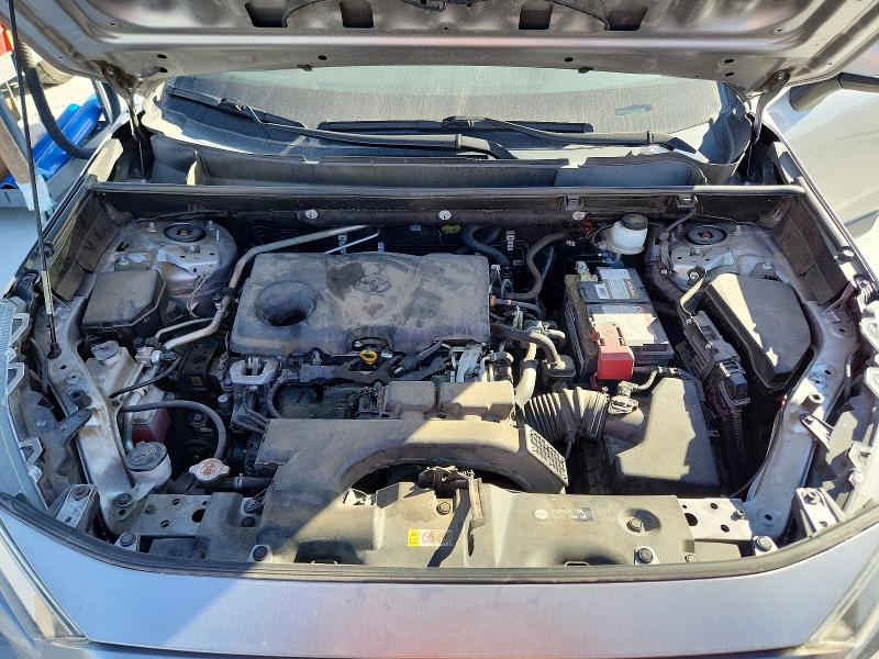 Photo 11 from auction – 2019 TOYOTA RAV4 LIMIT with VIN JTMY1RFV6KD030381