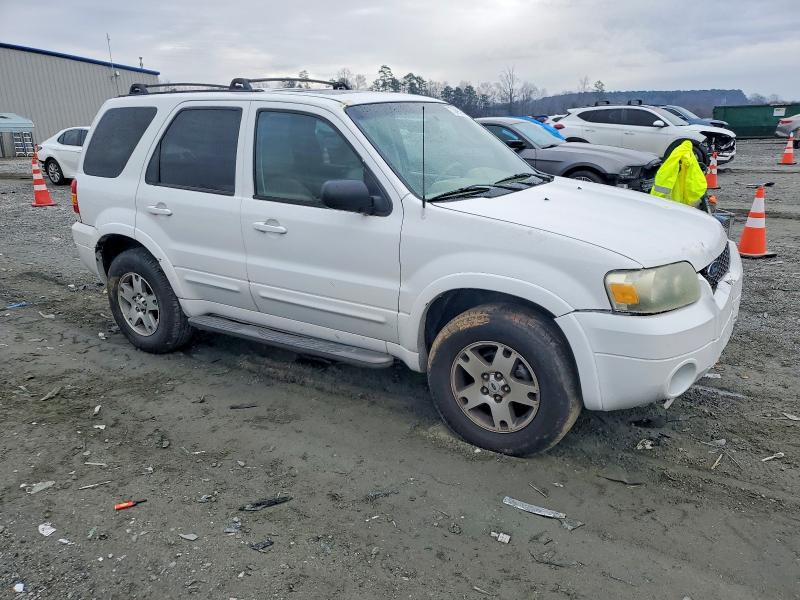 Photo 4 from auction – 2005 FORD ESCAPE with VIN 1FMCU03195KD89055