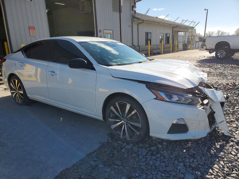Photo 4 from auction – 2021 NISSAN ALTIMA with VIN 1N4BL4CV1MN402770