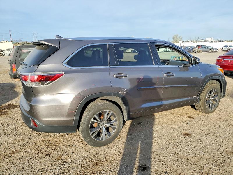 Photo 3 from auction – 2016 TOYOTA HIGHLANDER with VIN 5TDKKRFH7GS506436