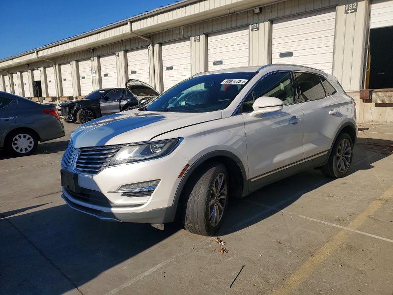 LINCOLN MKC 2017 with VIN 5LMCJ2C9XHUL11545 - Photo from auction
