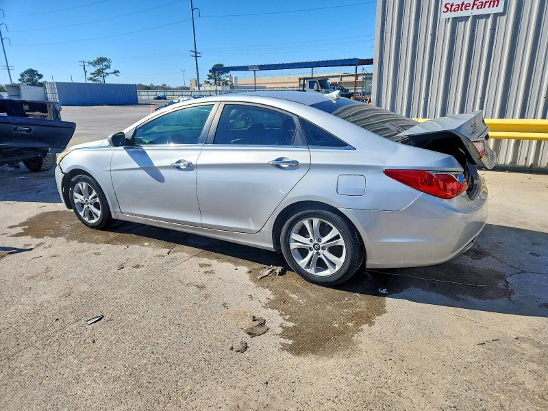 Photo 2 from auction – 2011 HYUNDAI SONATA SE with VIN 5NPEC4AC0BH233394