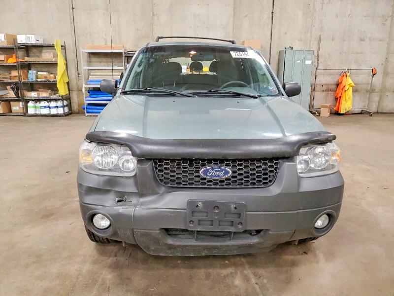 Photo 5 from auction – 2007 FORD ESCAPE with VIN 1FMYU03157KA59261