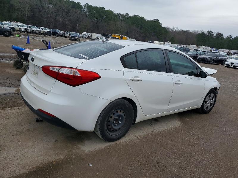 Photo 3 from auction – 2016 KIA FORTE with VIN KNAFX4A63G5608685