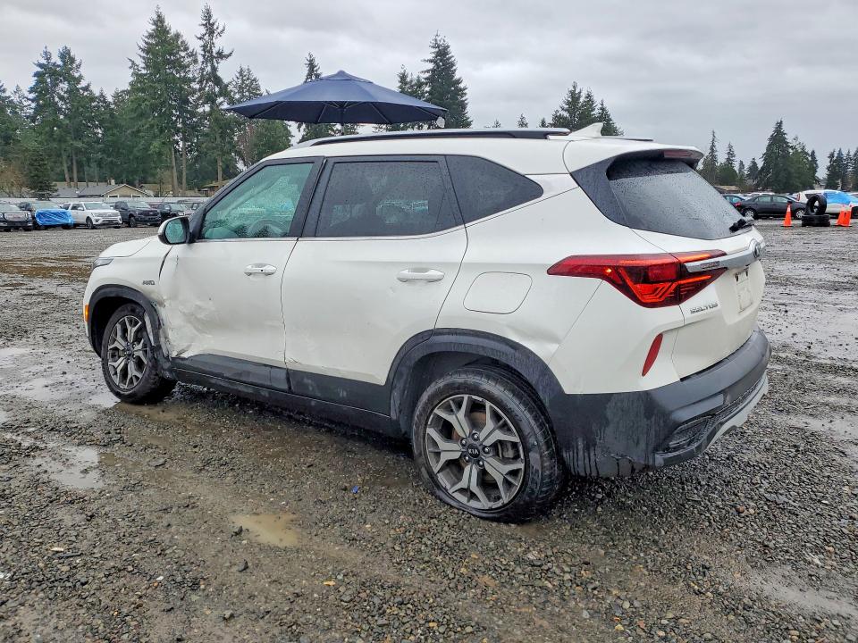 Photo 2 from auction – 2021 KIA SELTOS EX with VIN KNDERCAA5M7209641