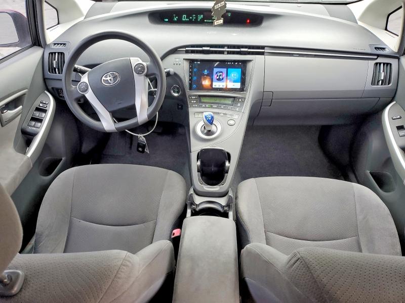 Photo 8 from auction – 2011 TOYOTA PRIUS with VIN JTDKN3DU5B1474807