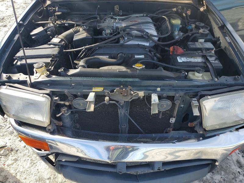 Photo 12 from auction – 1996 TOYOTA 4RUNNER SR with VIN JT3GN86R8T0006822