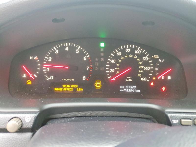 Photo 9 from auction – 2001 LEXUS LS 430 with VIN JTHBN30F710044108